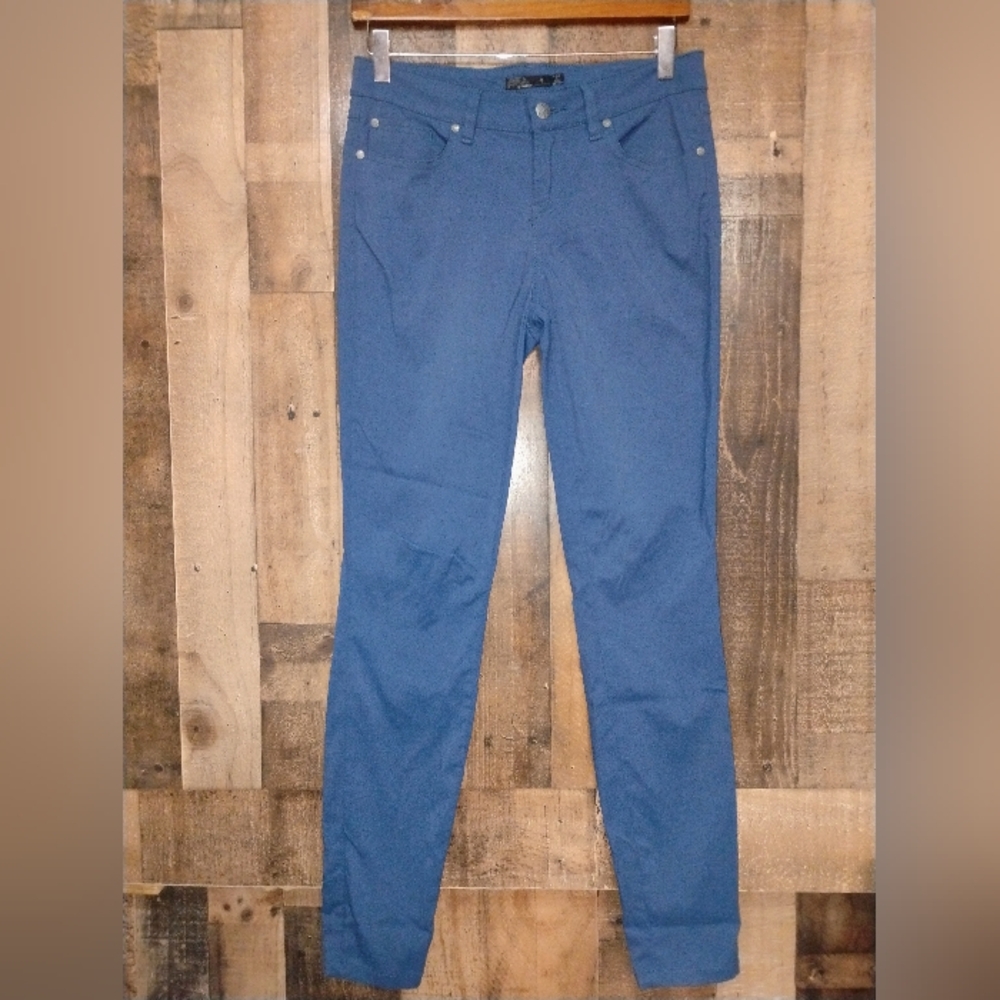 PrAna Blue Hiking Athletic Women's Pants Size 6